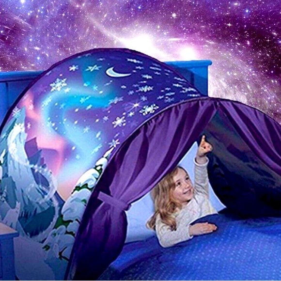 Dream Tents Other - Dream Tents Kids Night Entertainment Winter Wonderland Pop Up Tent Twin Size Bed